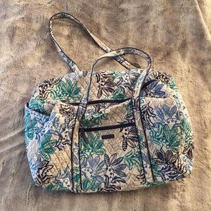vera bradley duffel bag